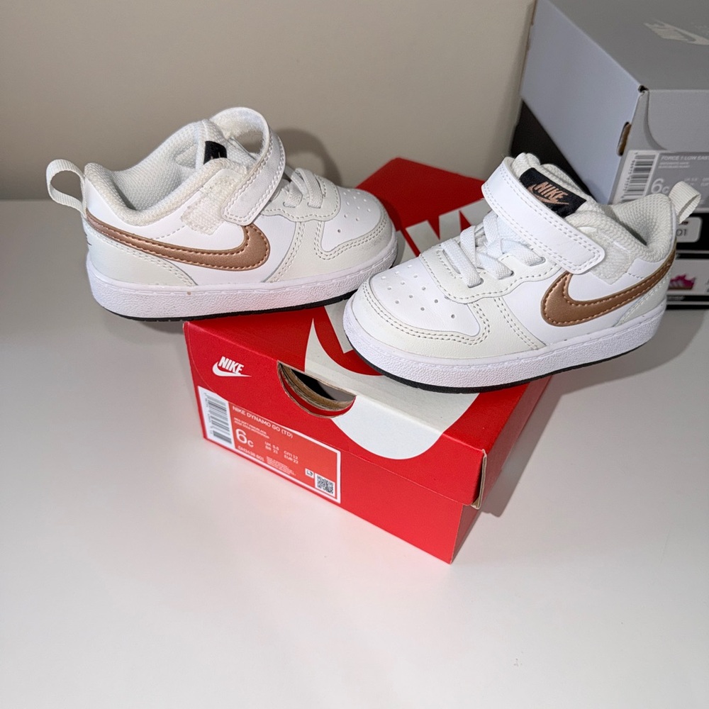 Nike Kids White and Gold Sneakers 6c
